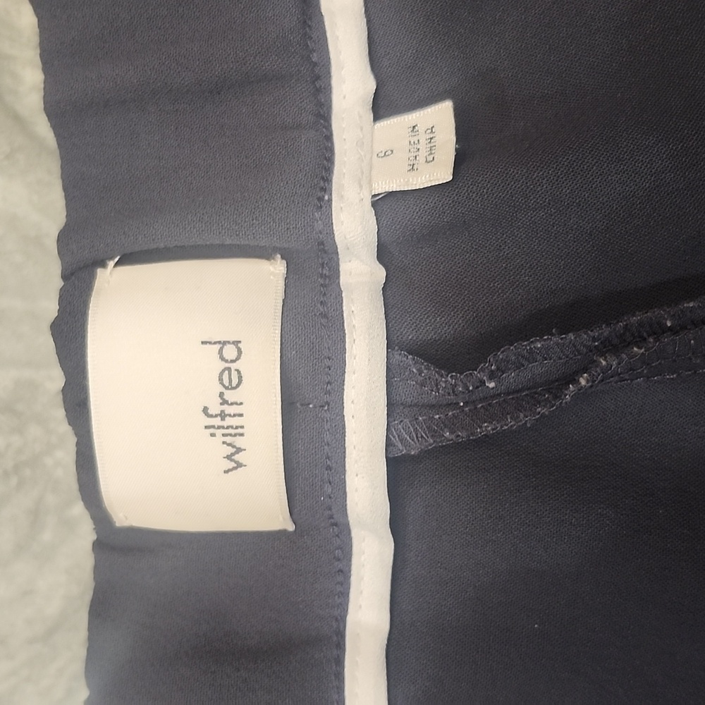 Aritzia Wilfred Darontal Gray Crepe Pull On Gray Trousers 6 - Picture 8 of 11
